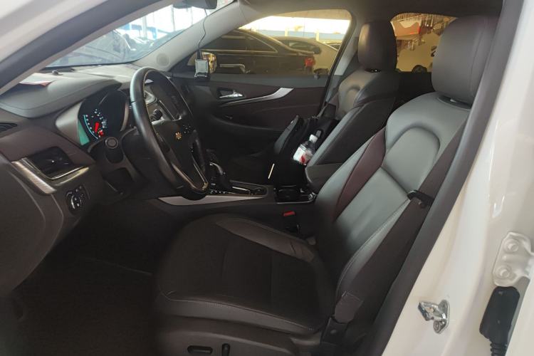 Used Chevrolet Malibu 2018 530T Automatic Fashion Edition Left Front Seat
