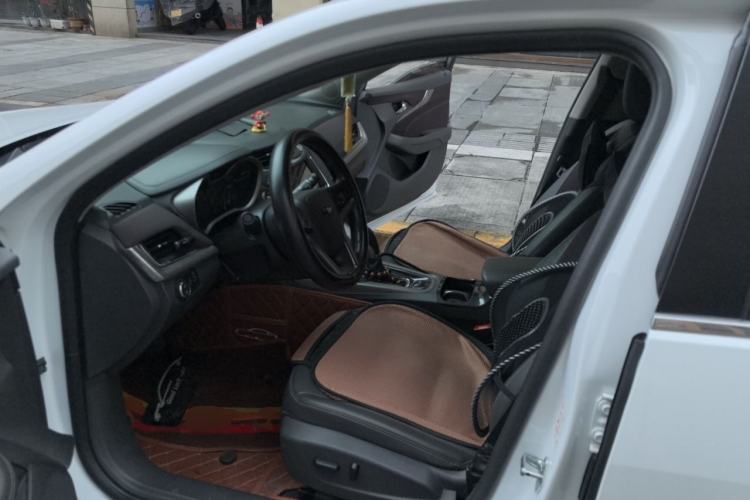 Used Chevrolet Malibu 2018 530T Automatic Luxury Edition Left Front Seat