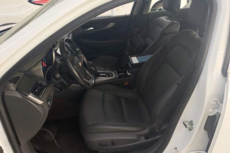 Used Chevrolet Malibu 2018 530T Automatic Fashion Edition Left Front Seat
