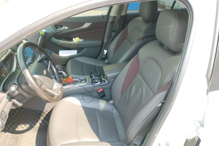 Used Chevrolet Malibu 2018 530T Automatic Luxury Edition Left Front Seat