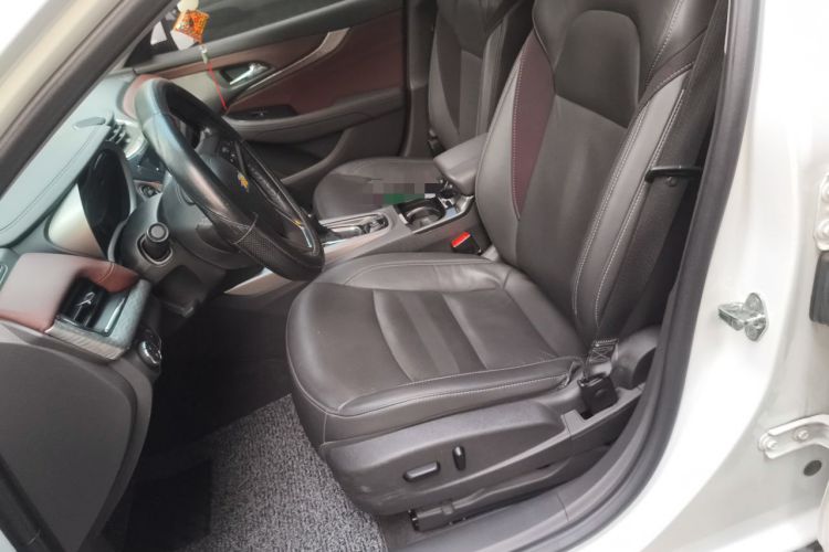 Used Chevrolet Malibu 2018 530T Automatic Luxury Edition Left Front Seat