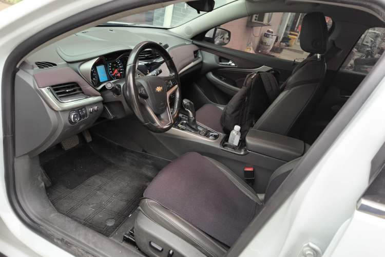 Used Chevrolet Malibu 2018 530T Automatic Fashion Edition Left Front Seat