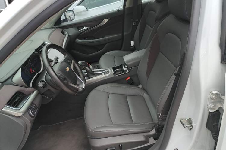 Used Chevrolet Malibu 2018 530T Automatic Fashion Edition Left Front Seat