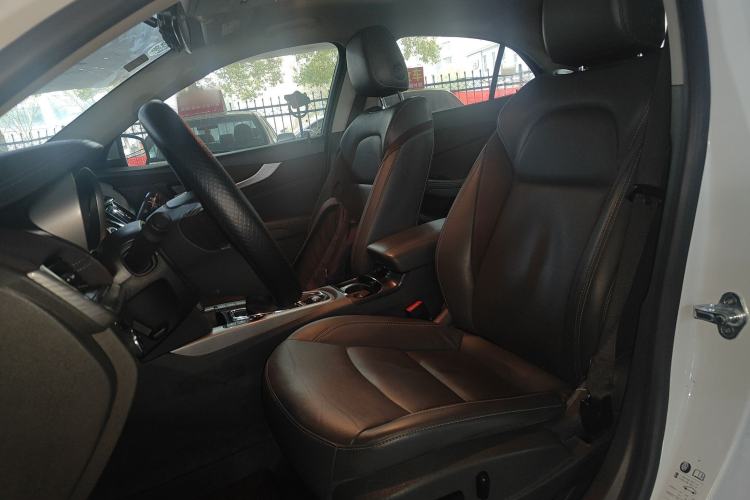 Used Chevrolet Malibu 2018 530T Automatic Luxury Edition Left Front Seat