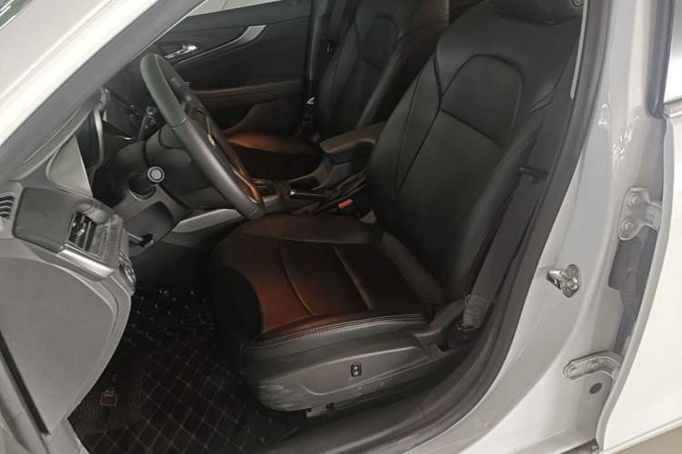 Used Chevrolet Malibu 2018 530T Automatic Comfort Edition Left Front Seat