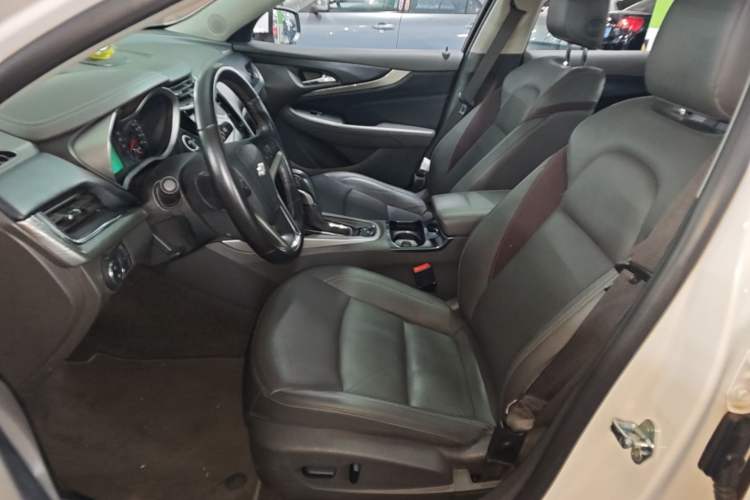 Used Chevrolet Malibu 2018 530T Automatic Luxury Edition Left Front Seat