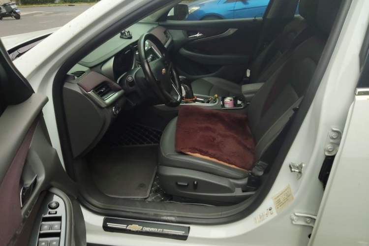 Used Chevrolet Malibu 2018 530T Automatic Luxury Edition Left Front Seat