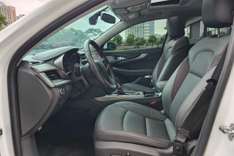 Used Chevrolet Malibu 2018 530T Automatic Luxury Edition Left Front Seat