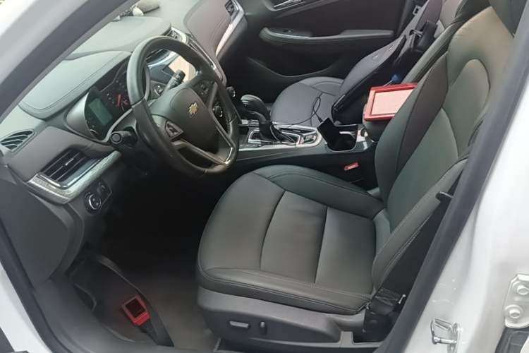 Used Chevrolet Malibu 2018 530T Automatic Luxury Edition Left Front Seat