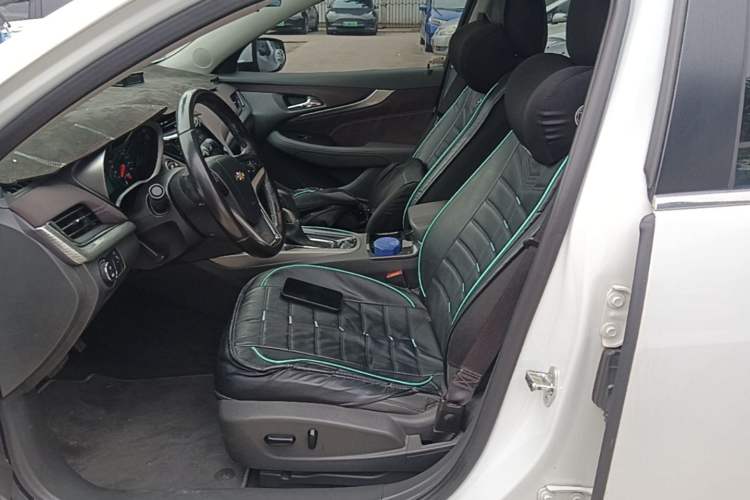 Used Chevrolet Malibu 2018 530T Automatic Luxury Edition Left Front Seat