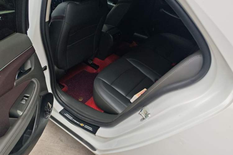 Used Chevrolet Malibu 2018 530T Automatic Luxury Edition Left Rear Seat