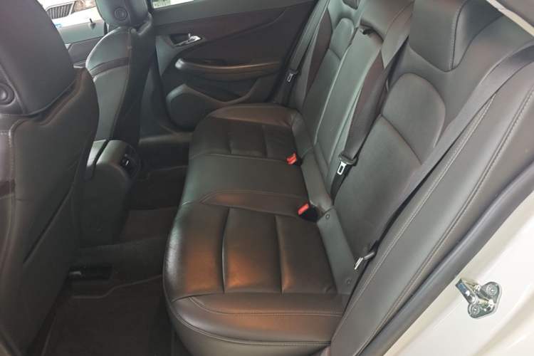 Used Chevrolet Malibu 2018 530T Automatic Fashion Edition Left Rear Seat