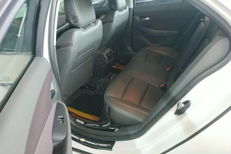 Used Chevrolet Malibu 2018 530T Automatic Luxury Edition Left Rear Seat