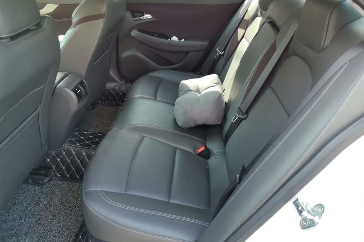 Used Chevrolet Malibu 2018 530T Automatic Luxury Edition Left Rear Seat