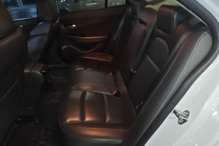 Used Chevrolet Malibu 2018 530T Automatic Luxury Edition Left Rear Seat