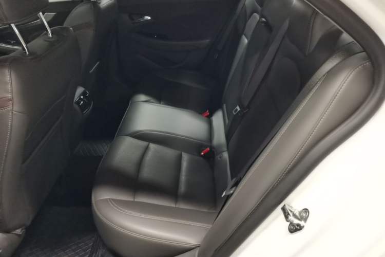 Used Chevrolet Malibu 2018 530T Automatic Fashion Edition Left Rear Seat