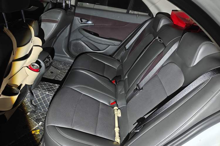 Used Chevrolet Malibu 2018 530T Automatic Luxury Edition Left Rear Seat