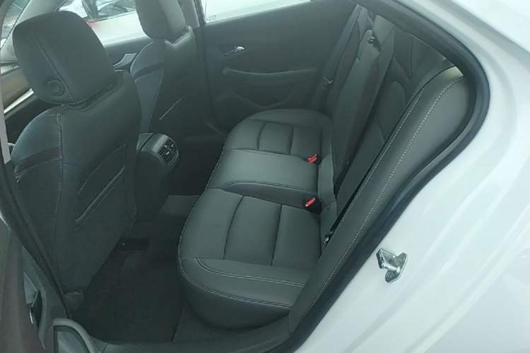 Used Chevrolet Malibu 2018 530T Automatic Luxury Edition Left Rear Seat