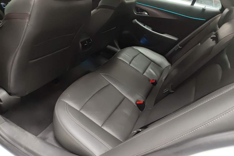 Used Chevrolet Malibu 2018 530T Automatic Luxury Edition Left Rear Seat