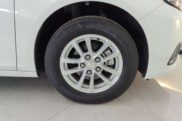 Used Chevrolet Malibu 2018 530T Automatic Fashion Edition Left Rear Wheel Hub