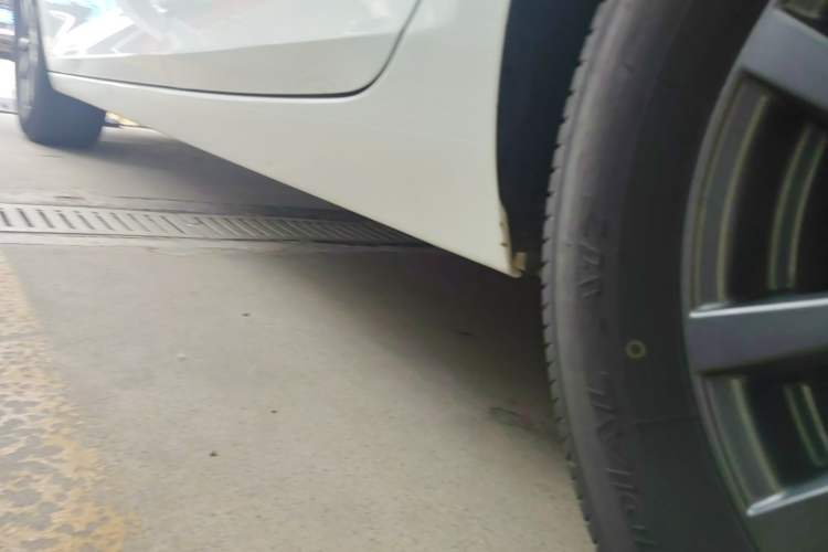 Used Chevrolet Malibu 2018 530T Automatic Fashion Edition Left Side Sill