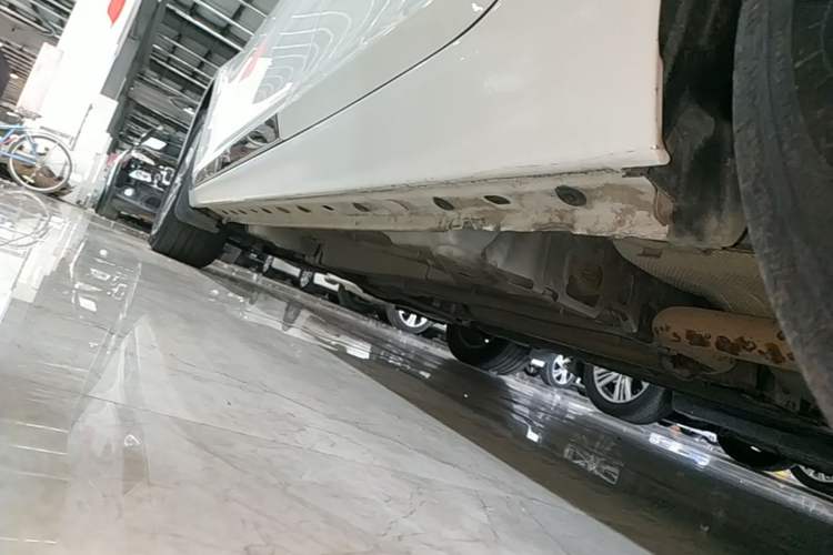 Used Chevrolet Malibu 2018 530T Automatic Luxury Edition Left Side Sill