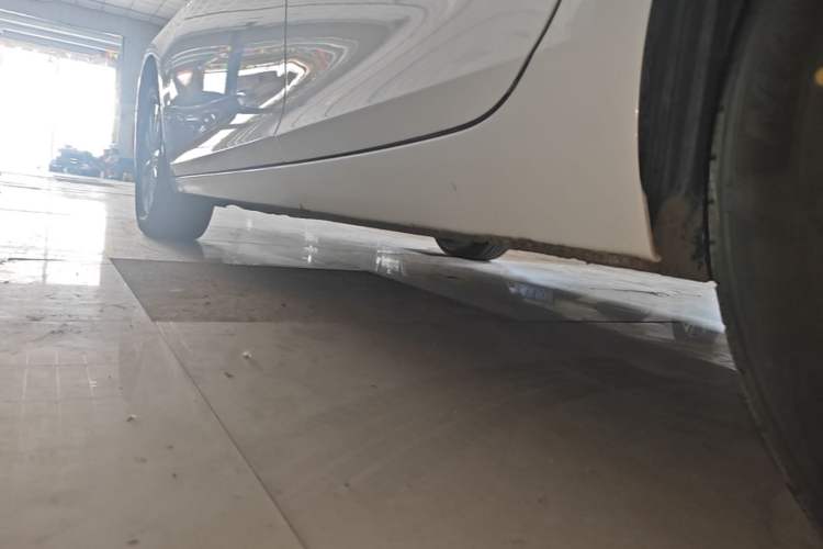 Used Chevrolet Malibu 2018 530T Automatic Comfort Edition Left Side Sill
