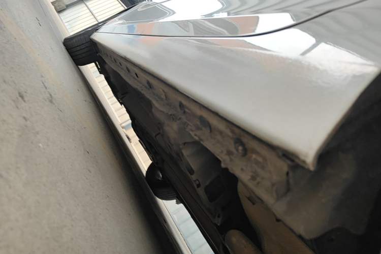 Used Chevrolet Malibu 2018 530T Automatic Luxury Edition Left Side Sill