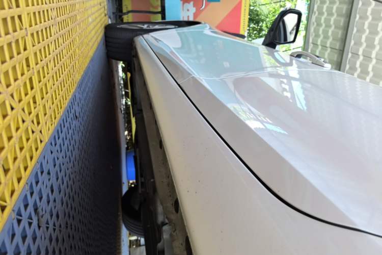 Used Chevrolet Malibu 2018 530T Automatic Luxury Edition Left Side Sill