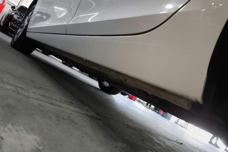 Used Chevrolet Malibu 2018 530T Automatic Luxury Edition Left Side Sill