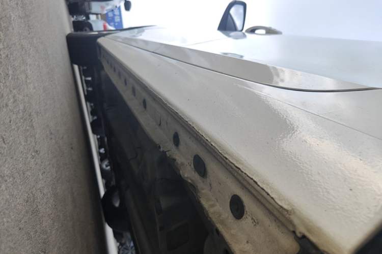 Used Chevrolet Malibu 2018 530T Automatic Luxury Edition Left Side Sill