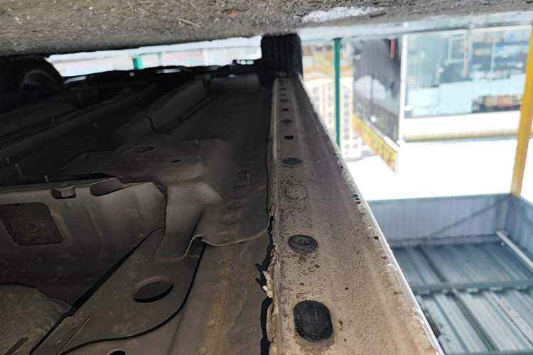 Used Chevrolet Malibu 2018 530T Automatic Luxury Edition Left Side Sill