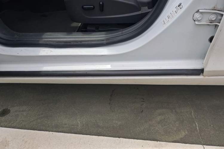 Used Chevrolet Malibu 2018 530T Automatic Fashion Edition Left Side Sill
