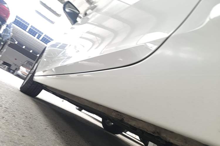 Used Chevrolet Malibu 2018 530T Automatic Luxury Edition Left Side Sill