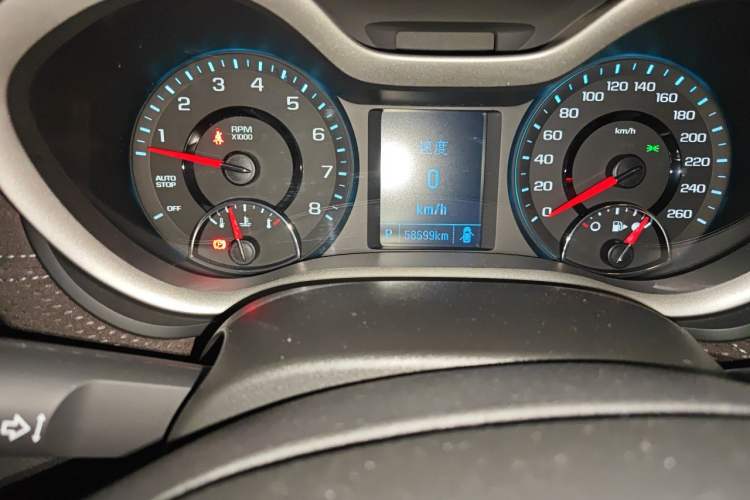 Used Chevrolet Malibu 2018 530T Automatic Luxury Edition Odometer Close Up