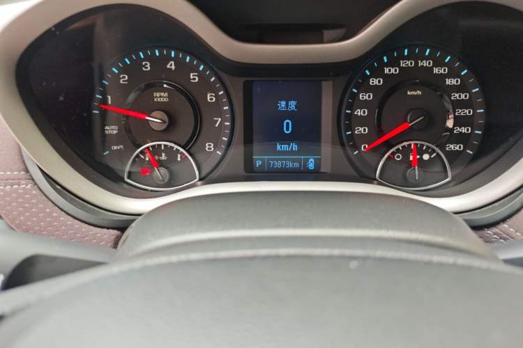 Used Chevrolet Malibu 2018 530T Automatic Luxury Edition Odometer Close Up