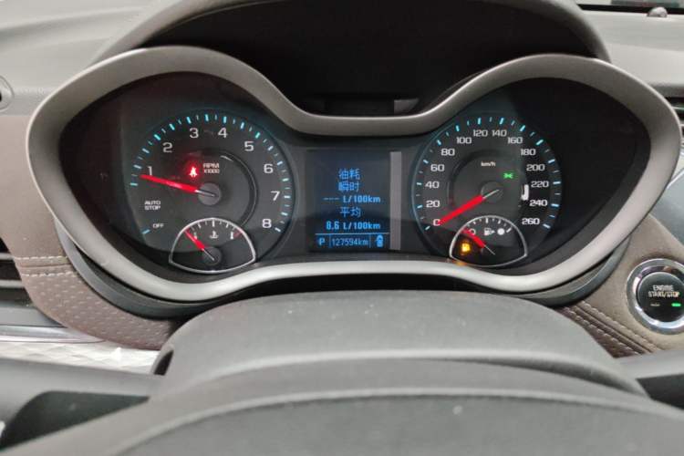 Used Chevrolet Malibu 2018 530T Automatic Luxury Edition Odometer Close Up