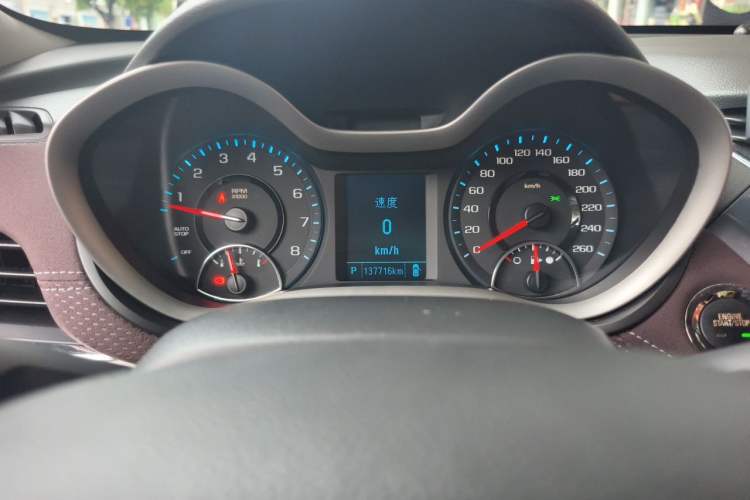 Used Chevrolet Malibu 2018 530T Automatic Luxury Edition Odometer Close Up