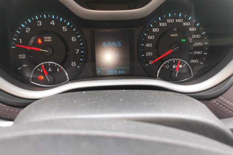 Used Chevrolet Malibu 2018 530T Automatic Luxury Edition Odometer Close Up