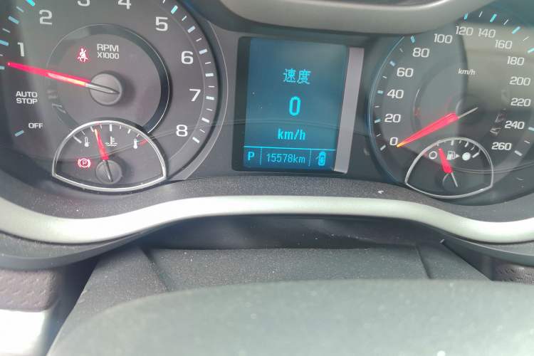 Used Chevrolet Malibu 2018 530T Automatic Luxury Edition Odometer Close Up
