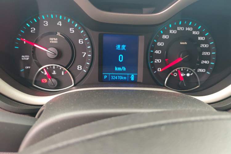 Used Chevrolet Malibu 2018 530T Automatic Luxury Edition Odometer Close Up