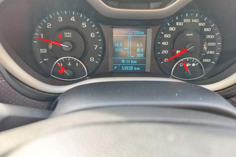 Used Chevrolet Malibu 2018 530T Automatic Luxury Edition Odometer Close Up