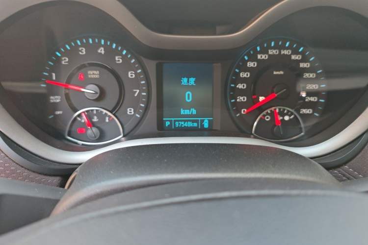 Used Chevrolet Malibu 2018 530T Automatic Luxury Edition Odometer Close Up