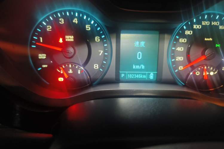 Used Chevrolet Malibu 2018 530T Automatic Luxury Edition Odometer Close Up