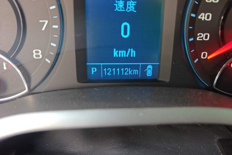 Used Chevrolet Malibu 2018 530T Automatic Luxury Edition Odometer Close Up