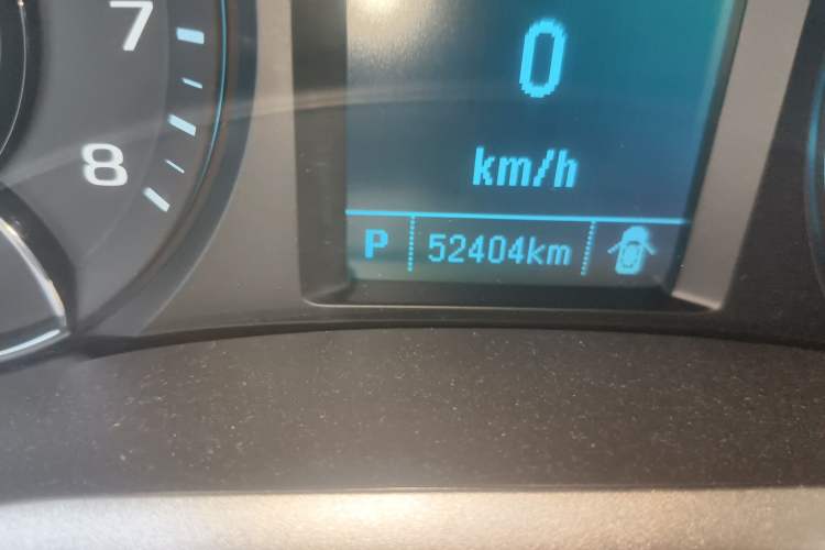 Used Chevrolet Malibu 2018 530T Automatic Luxury Edition Odometer Close Up