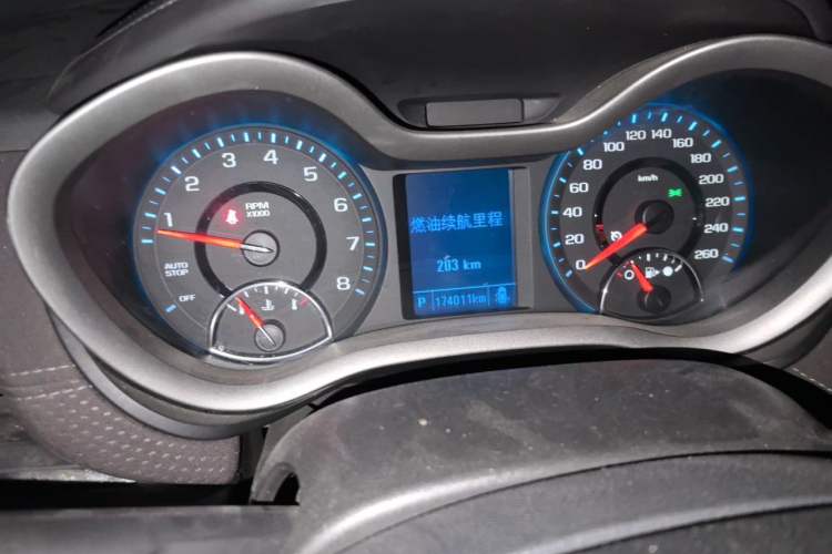Used Chevrolet Malibu 2018 530T Automatic Luxury Edition Odometer Close Up
