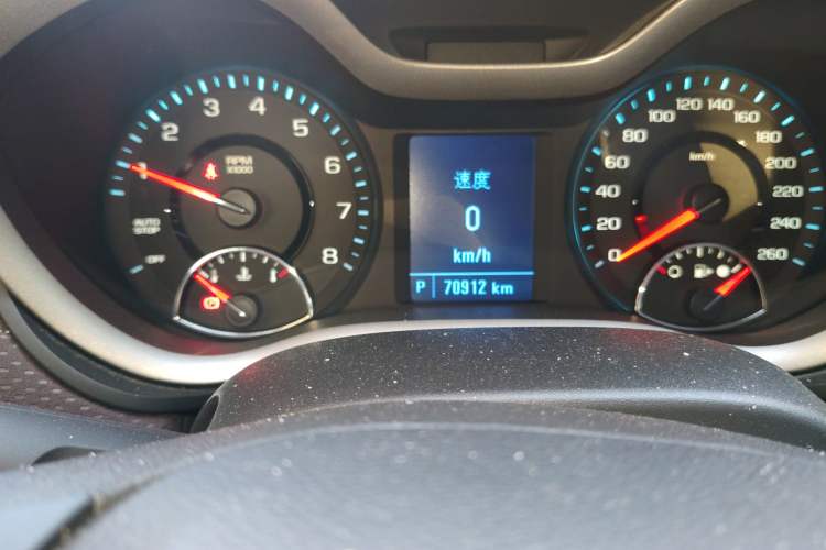 Used Chevrolet Malibu 2018 530T Automatic Luxury Edition Odometer Close Up