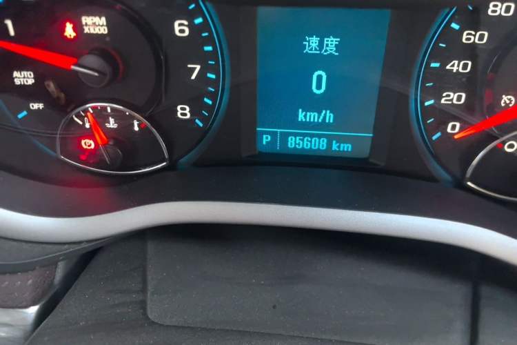 Used Chevrolet Malibu 2018 530T Automatic Luxury Edition Odometer Close Up