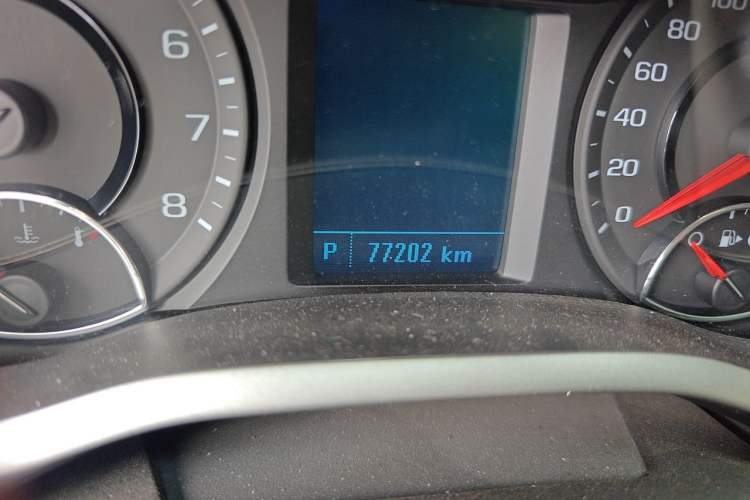 Used Chevrolet Malibu 2018 530T Automatic Luxury Edition Odometer Close Up